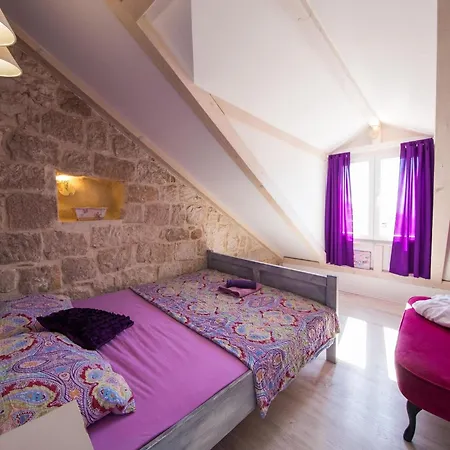 Gugily - Three Bedroom With And Sea View Dubrovnik
