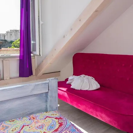 Gugily - Three Bedroom With And Sea View Διαμέρισμα *